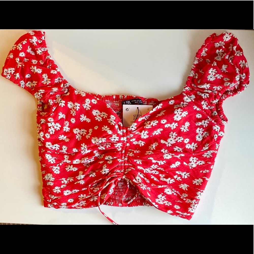 NWT Zara Sweetheart Ruched Floral Crop top